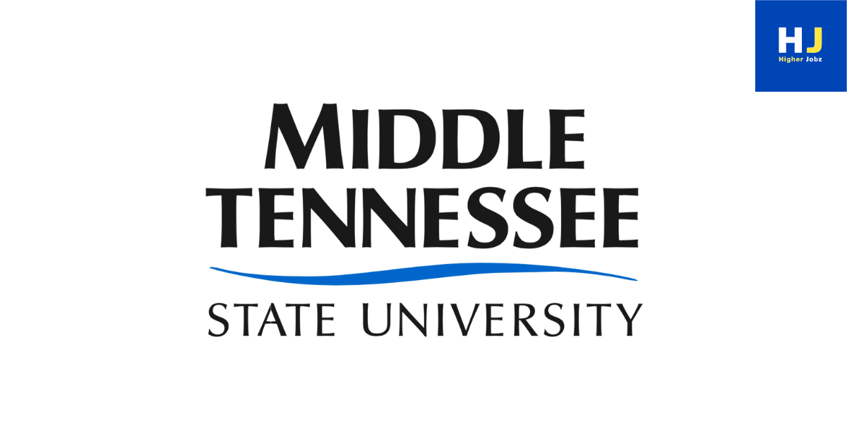 Anthropology lecturer teaching archaeology students at Middle Tennessee State University